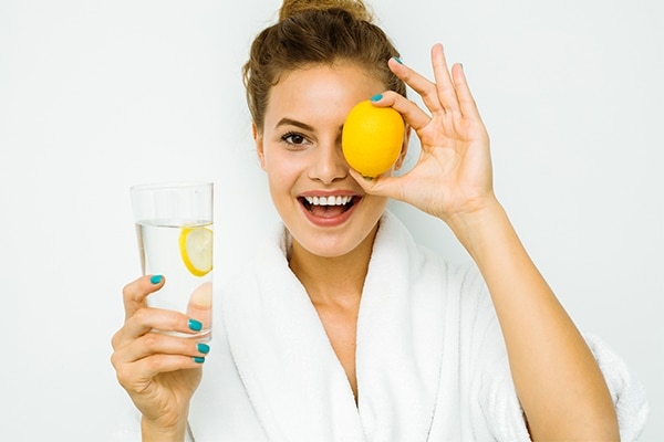 benefits of lemon water for skin