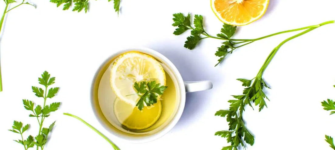 parsley tea side effects